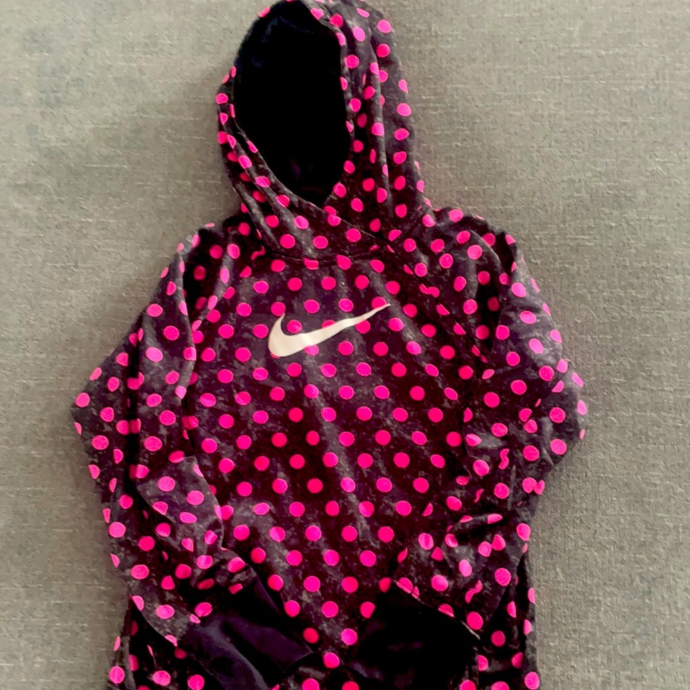 Great condition girls Nike sweatshirt.